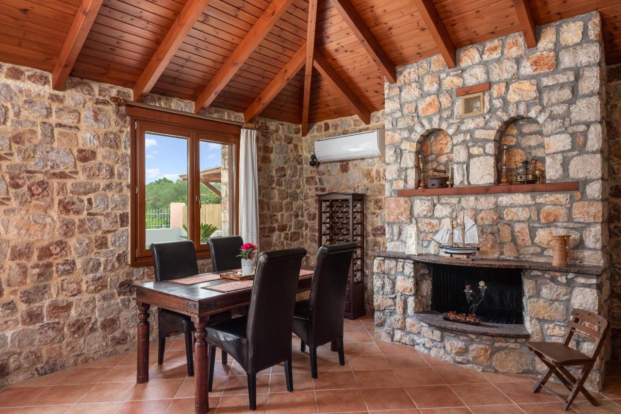 Villa Filerolia Stone House Pastida Esterno foto