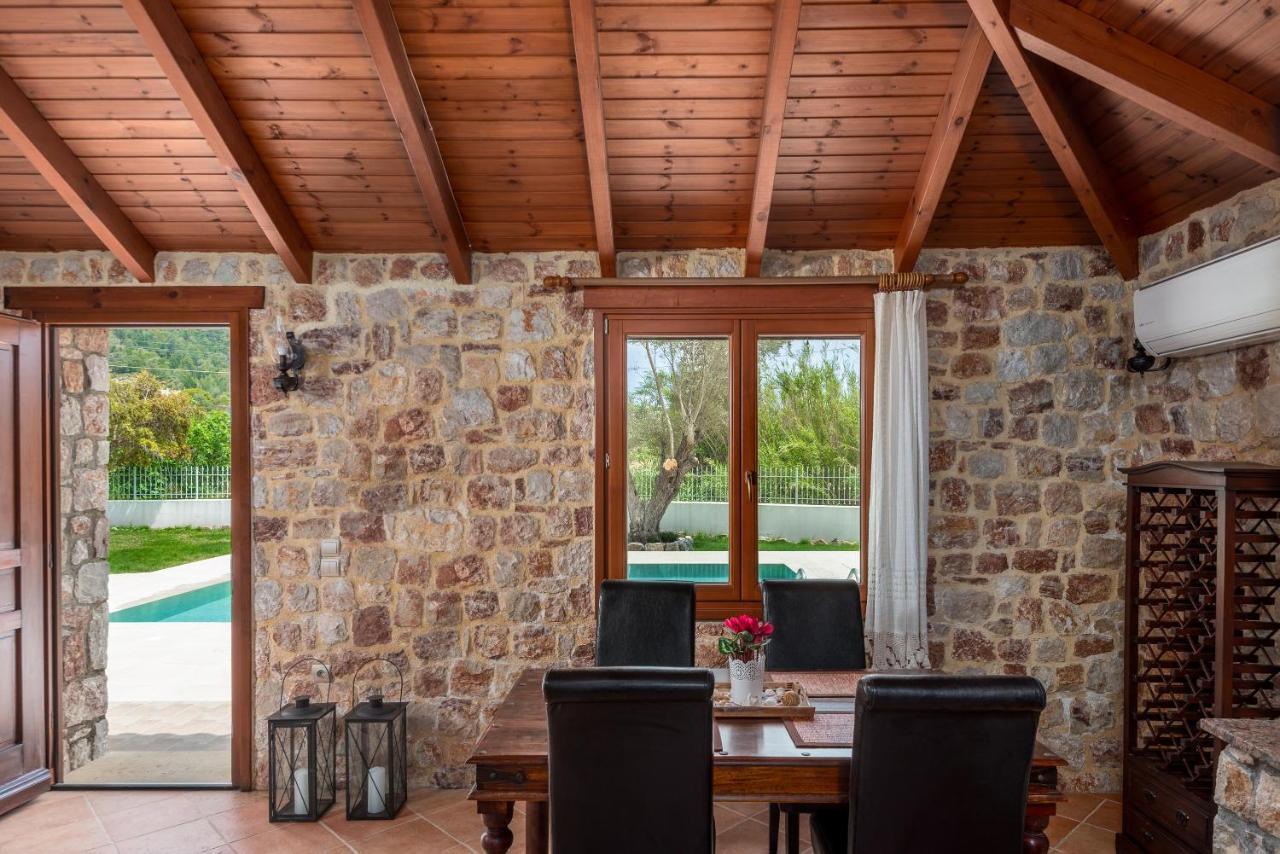 Villa Filerolia Stone House Pastida Esterno foto