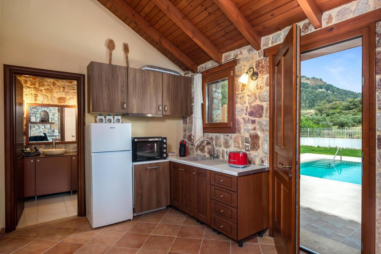 Villa Filerolia Stone House Pastida Esterno foto