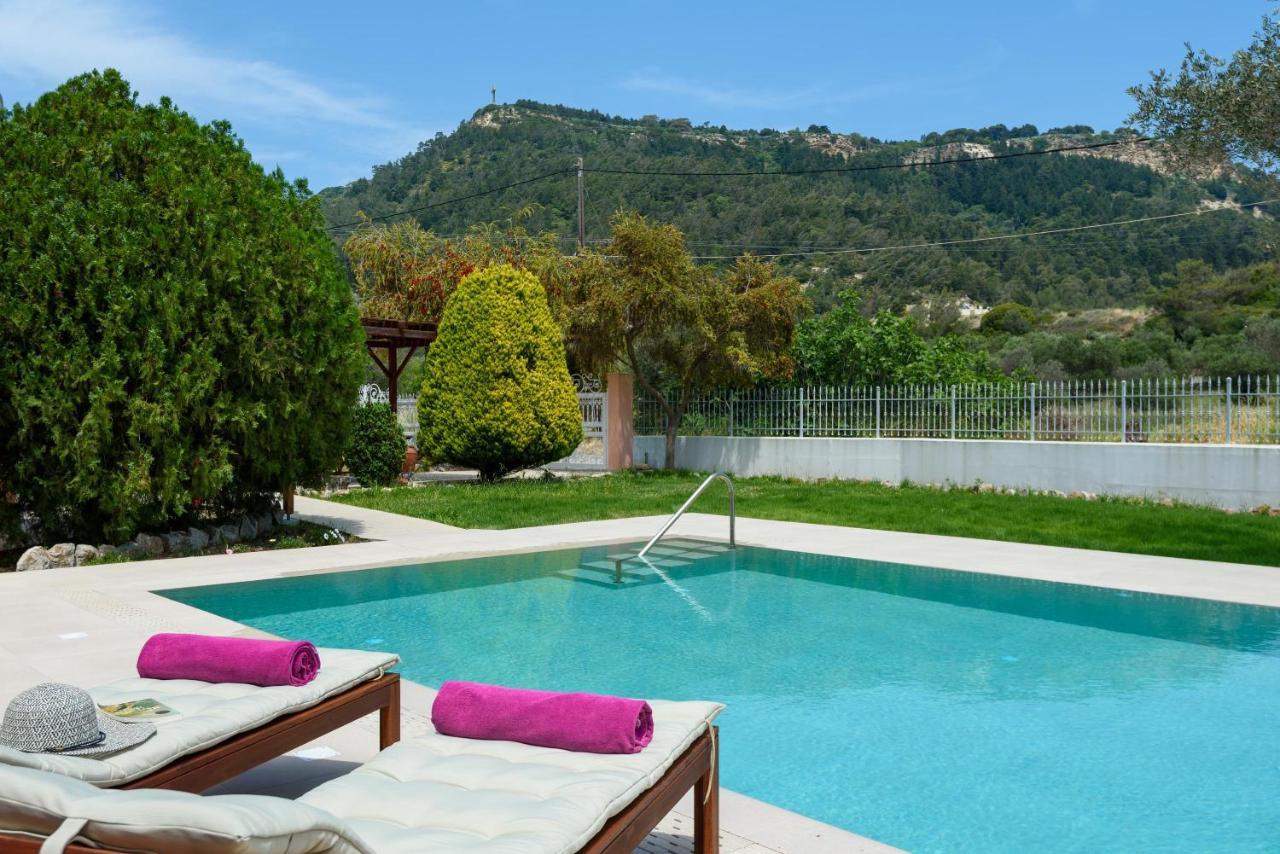 Villa Filerolia Stone House Pastida Esterno foto